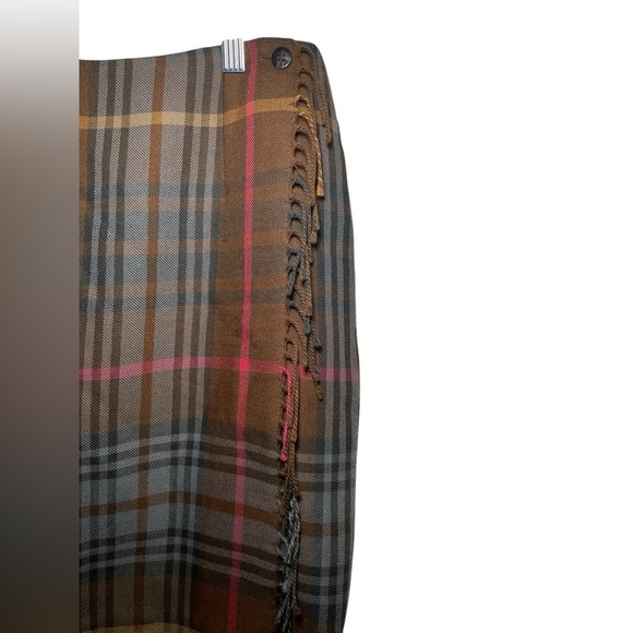 Chelsea Campbell 100% Wool Plaid Wrap Skirt Fringe Detail Brown Tartan Size 8P - Picture 4 of 5